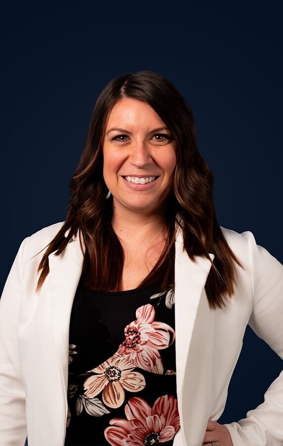 Real Estate Agent Stephanie Johnson